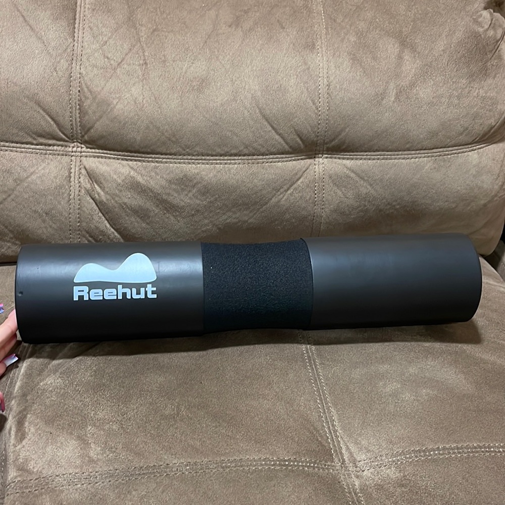 REEHUT Squat Pad Barbell Pad for Squats, Lunges and Hip Thrusts